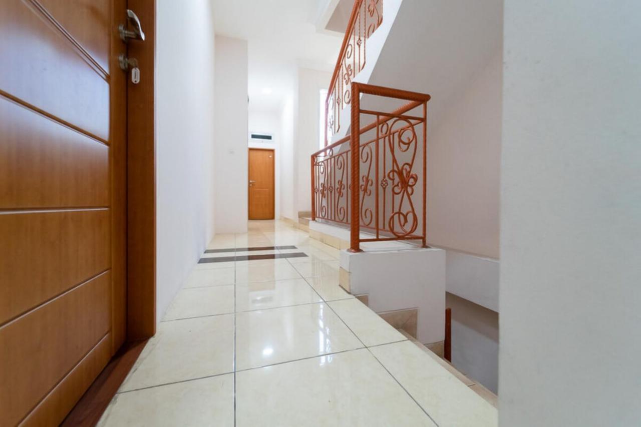 Koolkost Syariah @ Kebon Kacang III Street Джакарта Екстер'єр фото